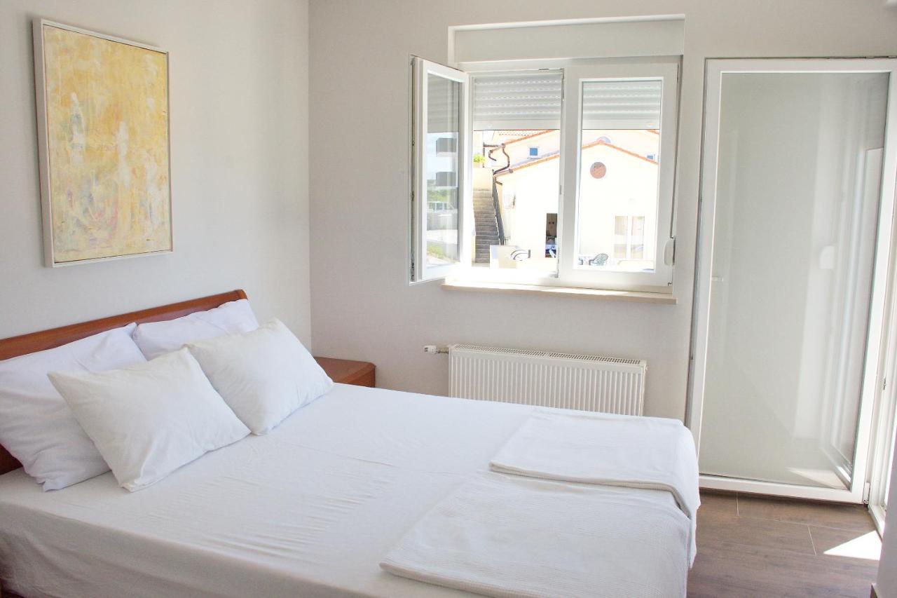 Apartma Retro & Fancy Lld